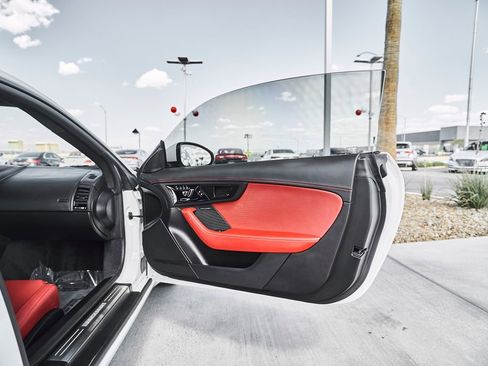Used 2023 Jaguar F-TYPE Coupe RWD image 10