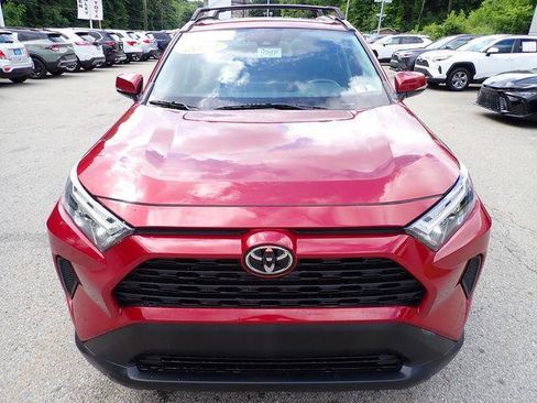 Certified 2022 Toyota RAV4 XLE w/ Convenience Package AWD/4WD image 11