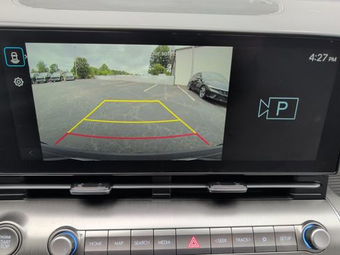 Certified 2024 Hyundai Kona SEL AWD/4WD image 19