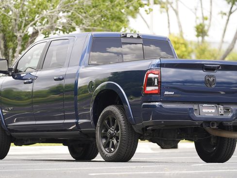 Used 2022 RAM 2500 Laramie AWD/4WD image 3