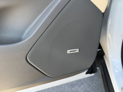 Used 2023 Cadillac XT6 Premium Luxury w/ Technology Package image 27