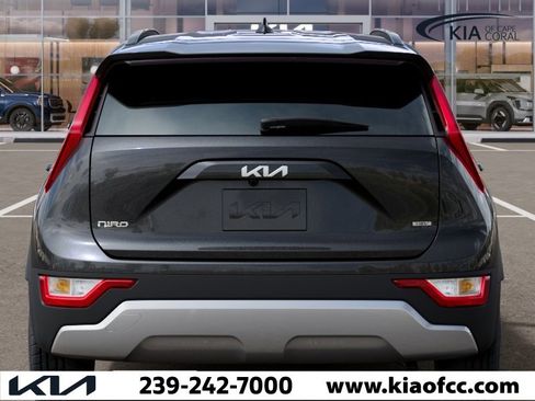 New 2026 Kia Niro EX FWD image 13