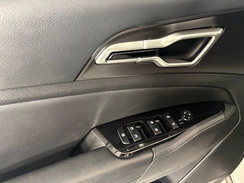Used 2024 Kia Sportage EX FWD image 20