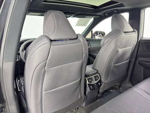 Used 2024 Lexus RX 350 F Sport image 32