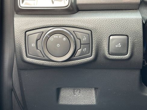 Used 2019 Ford Ranger Lariat w/ Equipment Group 501A Mid image 30