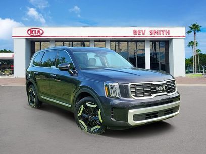 Certified 2025 Kia Telluride S