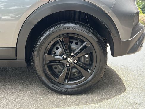 Used 2025 Nissan Kicks Play S FWD image 30