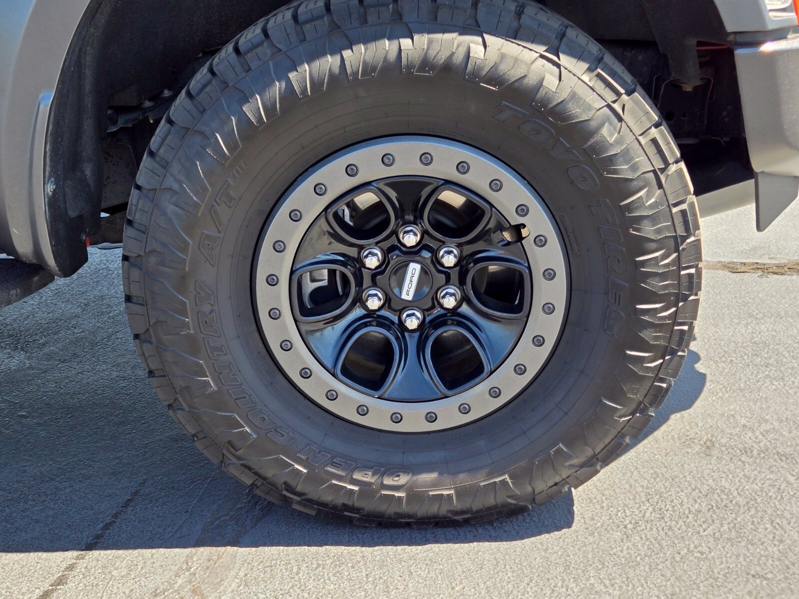 Used 2022 Ford F150 Raptor w/ Equipment Group 801A High AWD/4WD image 25