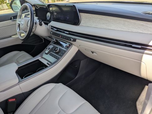 Used 2023 Hyundai Palisade Calligraphy FWD image 13