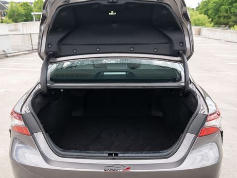 Used 2021 Toyota Camry SE FWD image 43