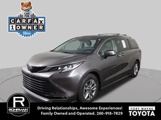 Used 2024 Toyota Sienna Limited AWD/4WD video 1