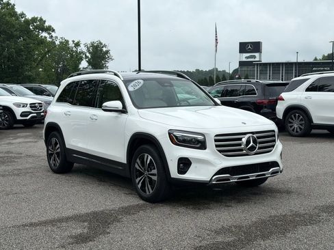 Used 2026 Mercedes-Benz GLB 250 image 1