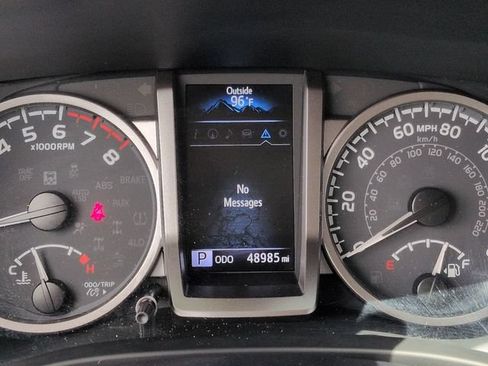 Used 2022 Toyota Tacoma SR5 RWD image 26