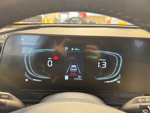 Certified 2023 Kia Sportage EX image 16