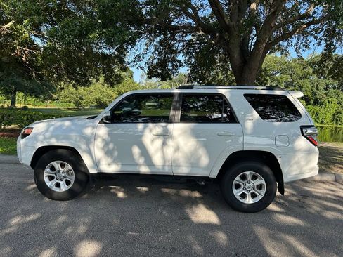 Used 2024 Toyota 4Runner SR5 RWD image 3