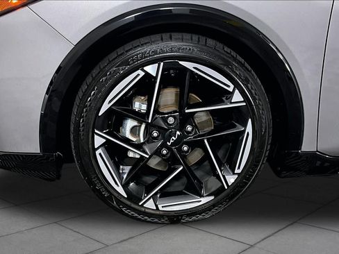 Used 2025 Kia K4 GT-Line w/ GT-Line Premium Package FWD image 11