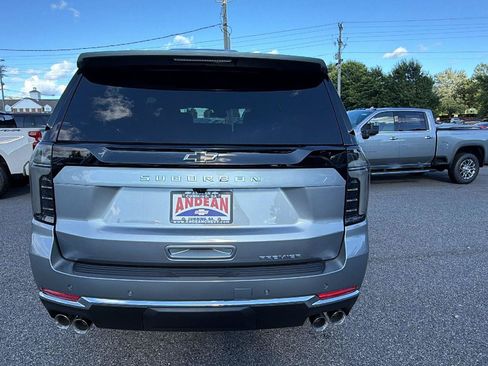 New 2026 Chevrolet Suburban Premier w/ Sun And Tow Package AWD/4WD image 9