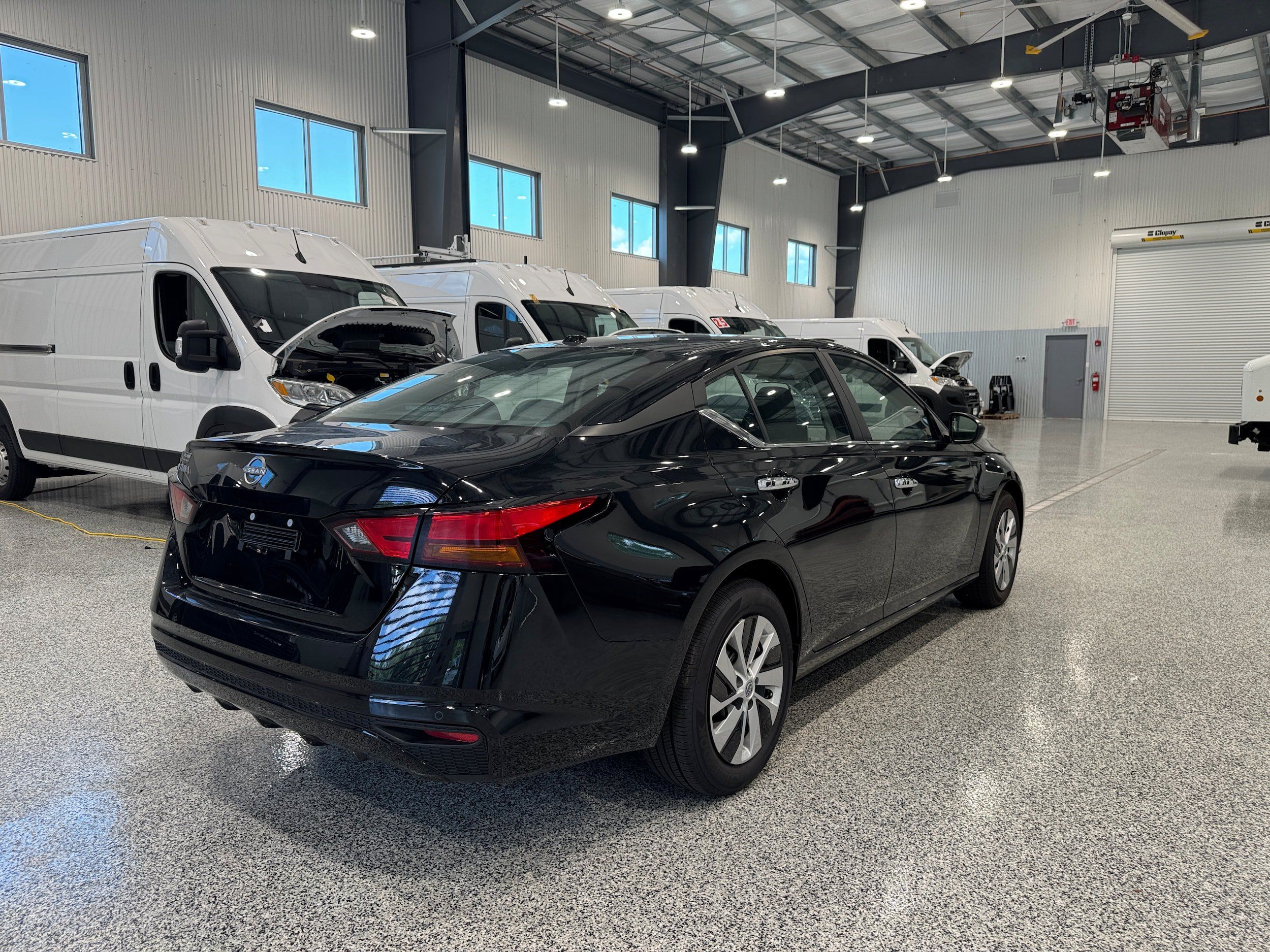 Used 2025 Nissan Altima 2.5 S FWD image 5