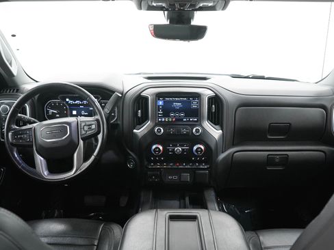 Used 2019 GMC Sierra 1500 Denali w/ Denali Ultimate Package AWD/4WD image 16