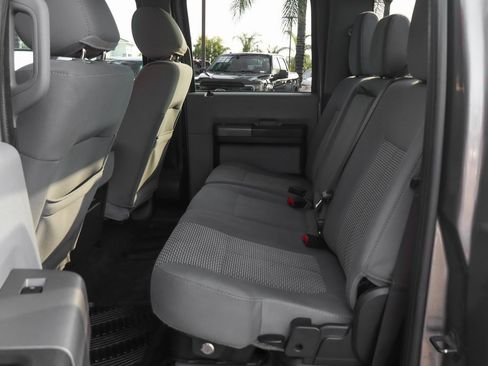 Used 2012 Ford F250 XLT w/ XLT Premium Pkg image 36