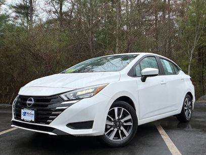 Used 2025 Nissan Versa SV w/ Trunk Package