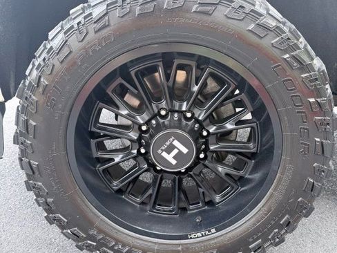 Used 2015 GMC Sierra 2500 Denali w/ Duramax Plus Package AWD/4WD image 13