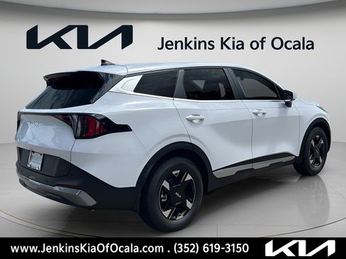 New 2026 Kia Sportage LX FWD image 3
