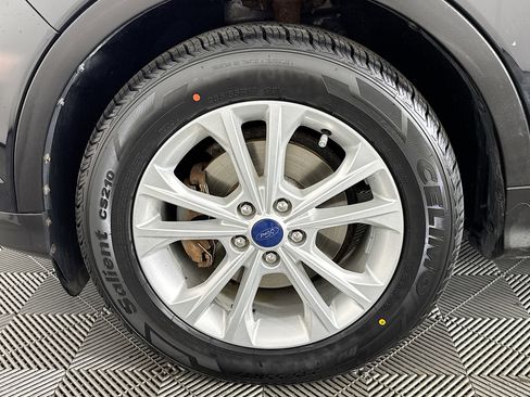 Used 2018 Ford Escape SE image 36