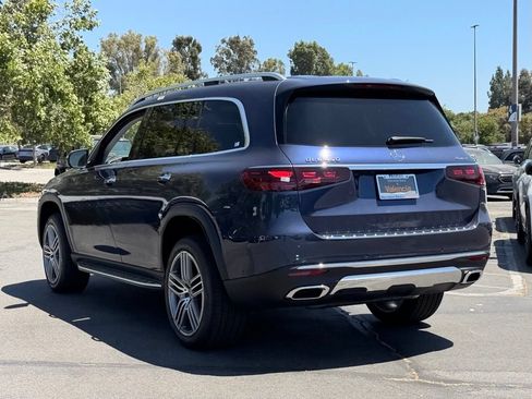 New 2026 Mercedes-Benz GLS 450 4MATIC image 9