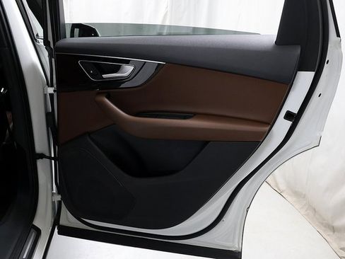 Used 2019 Audi Q7 3.0T Premium w/ Convenience Package image 32