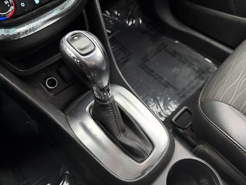 Used 2016 Buick Encore Convenience image 12