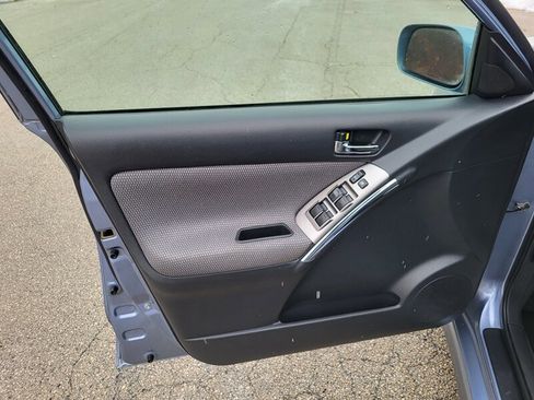 Used 2006 Toyota Matrix XR image 22