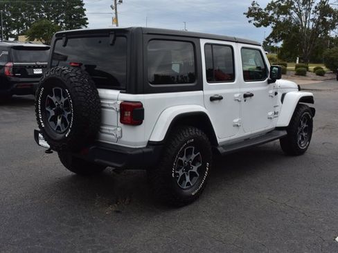 Used 2018 Jeep Wrangler Unlimited Sahara image 5