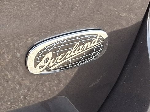 Used 2017 Jeep Grand Cherokee Overland image 33