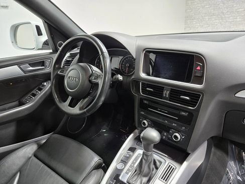 Used 2017 Audi Q5 2.0T Premium Plus w/ Technology Package image 57