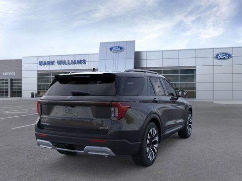 New 2026 Ford Explorer Platinum w/ LUX Leather Package image 8