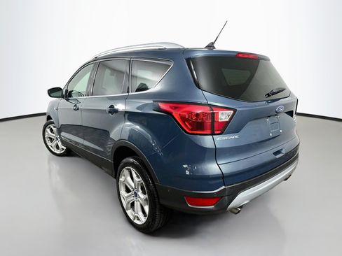 Used 2019 Ford Escape Titanium AWD/4WD image 5