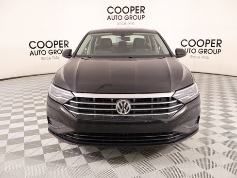 Used 2020 Volkswagen Jetta SE image 9