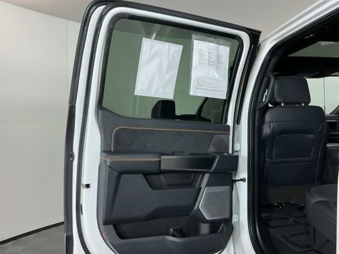 Used 2023 Ford F350 Platinum w/ Tremor Off-Road Package AWD/4WD image 30