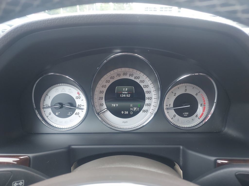 Used 2014 Mercedes-Benz GLK 250 BlueTEC 4MATIC image 11