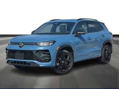 Used 2025 Volkswagen Tiguan SE R-Line