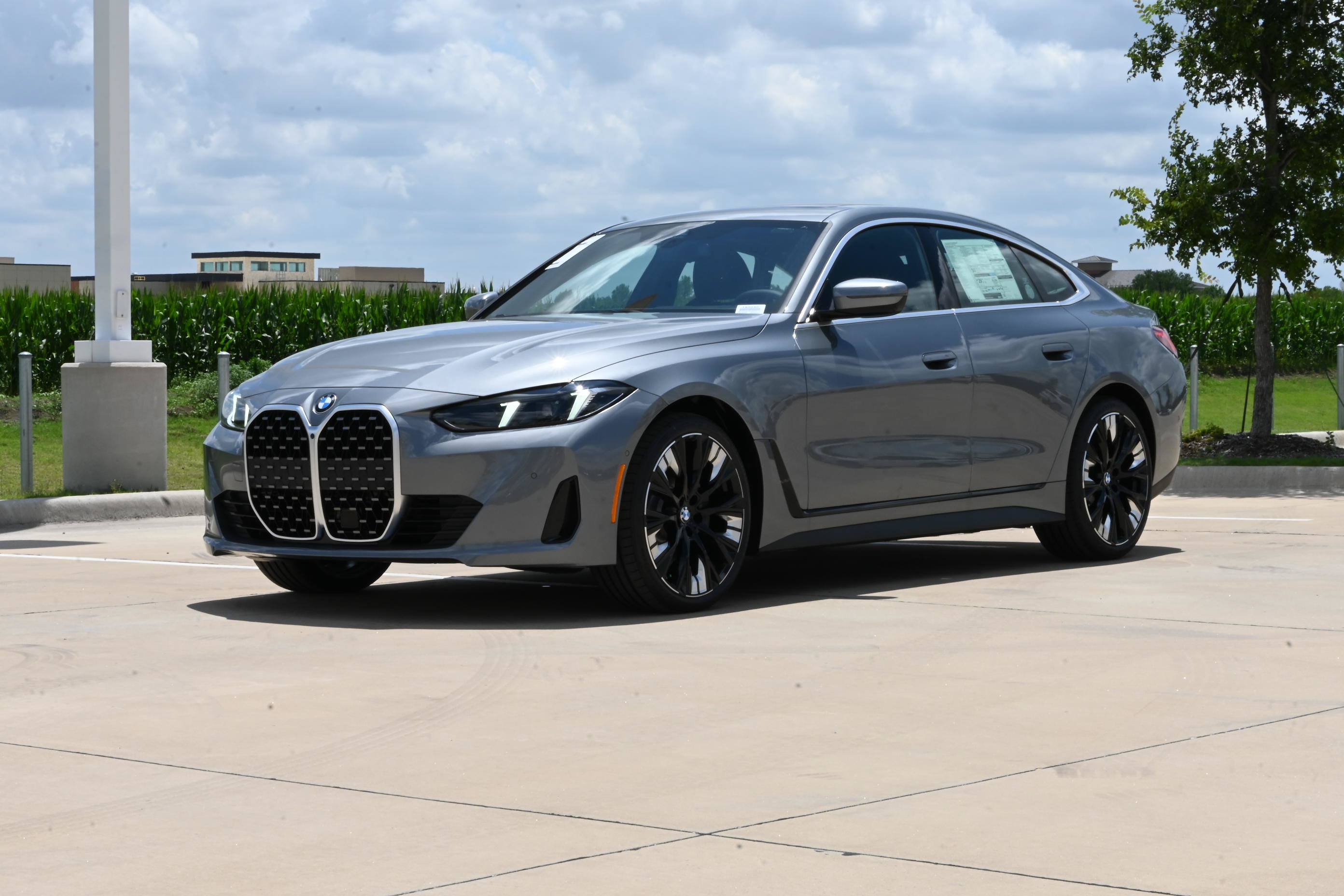 New 2026 BMW 430i xDrive w/ Premium Package AWD/4WD image 3