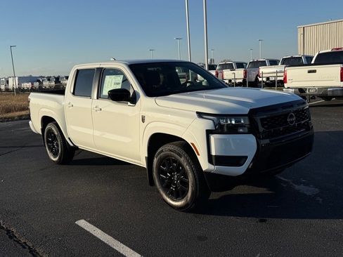 New 2026 Nissan Frontier SV image 2