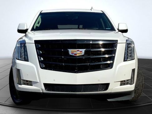 Used 2019 Cadillac Escalade Premium Luxury AWD/4WD image 3