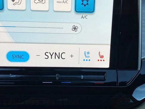 New 2026 Volkswagen Atlas Cross Sport SE AWD/4WD image 29