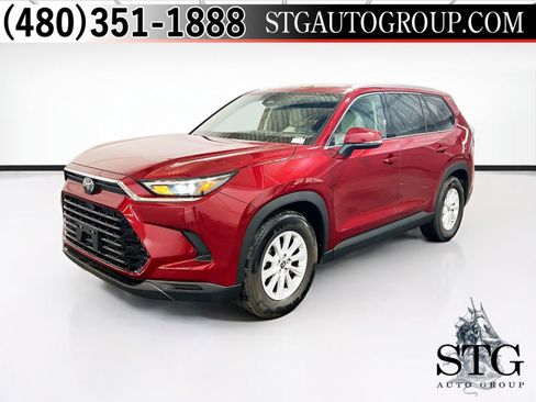 Used 2024 Toyota Grand Highlander XLE image 1