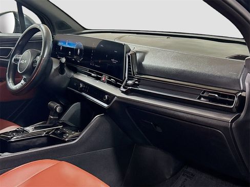 Used 2023 Kia Sportage SX image 29