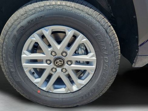 New 2026 Toyota Tundra SR5 AWD/4WD image 26