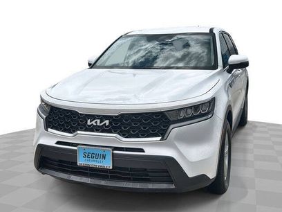 Used 2023 Kia Sorento LX