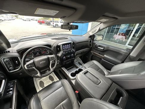 Used 2021 Chevrolet Silverado 1500 LT Trail Boss w/ Convenience Package II image 17